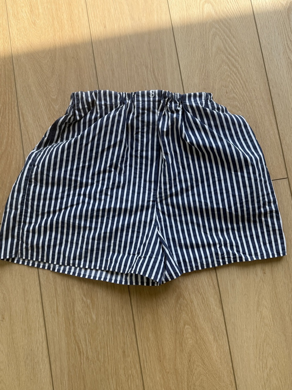Frankie Shop Shirt and shorts set S - Picture 3 of 5
